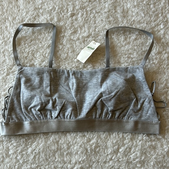 Aerie Real Good Strappy Side Lace Up Bralette Bra Gray Size Medium NWT - Picture 2 of 7